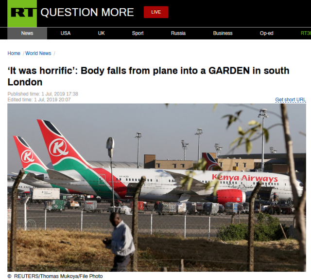 飞机上掉落一人：从肯尼亚飞往伦敦的飞机上，突然掉下来一个人