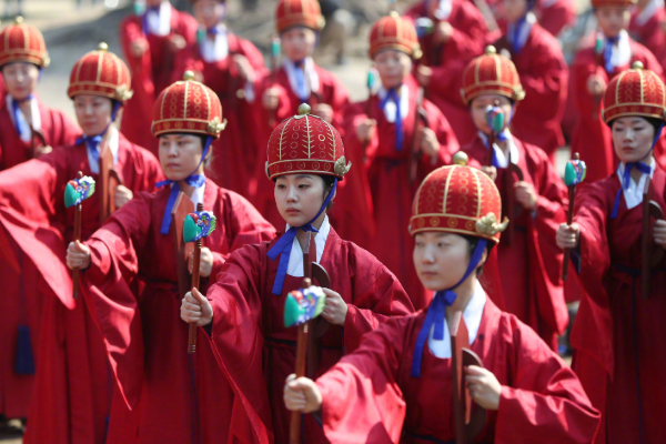 韩国新儒学书院申遗成功，中国人应该高兴吗？