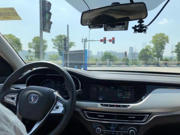 自动驾驶开放道路：重庆启用首个5G自动驾驶开放道路示范基地，长安入驻