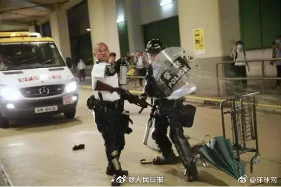 香港警员参加庆典：刘sir等10名香港警员受邀参加十一国庆庆典