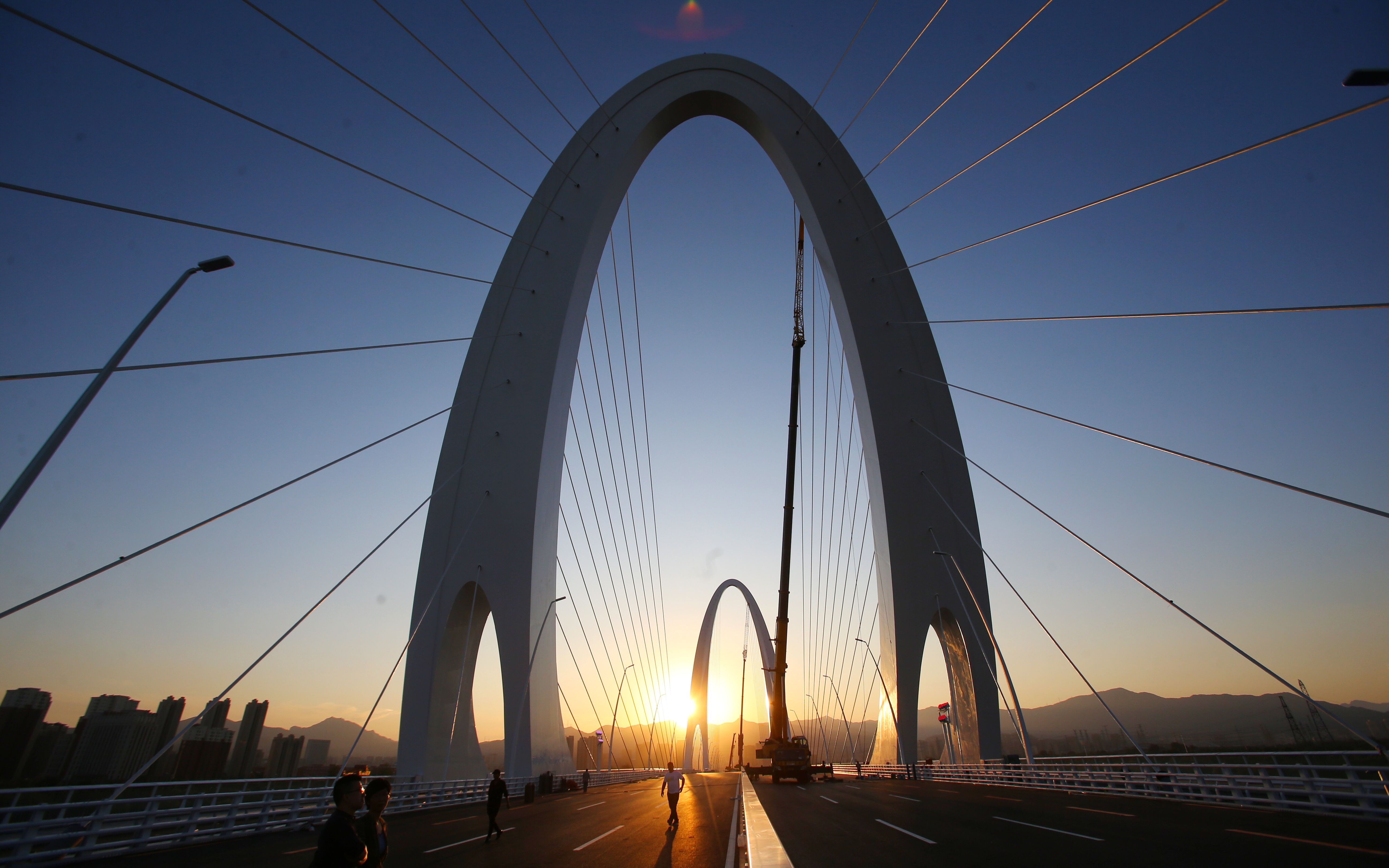 新首钢大桥今日通车，西部新增进出中心城区快速通道